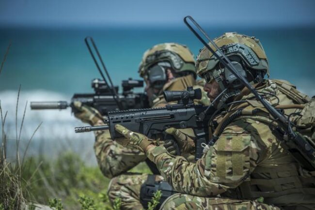 IWI_TAVOR-7
